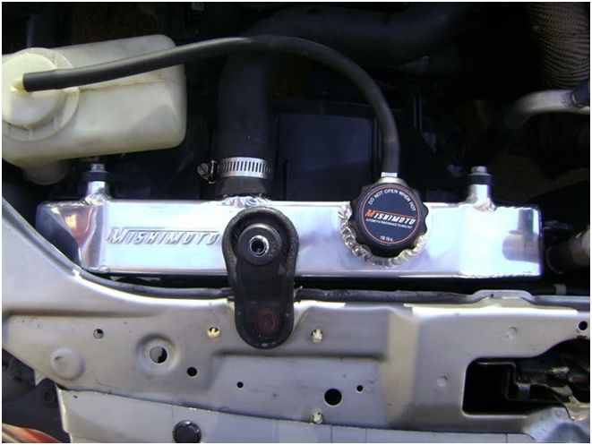 Honda Civic Performance Radiator, 1992-2000 - image 2
